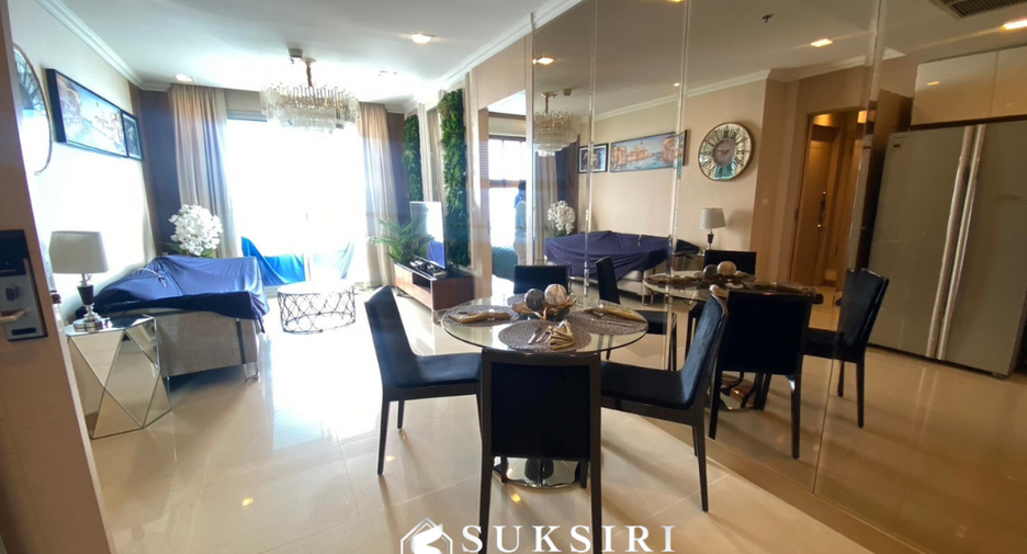 For rent 2 bedrooms condo in North Pattaya, Pattaya