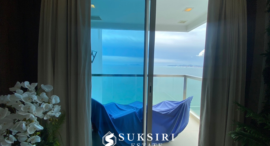 For rent 2 bedrooms condo in North Pattaya, Pattaya