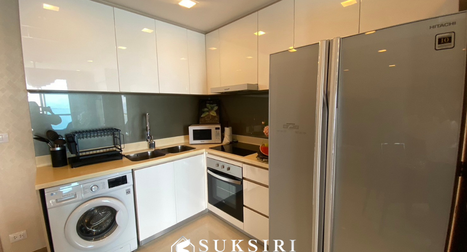 For rent 2 bedrooms condo in North Pattaya, Pattaya