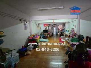 For sale 9 Beds retail Space in Mueang Samut Prakan, Samut Prakan