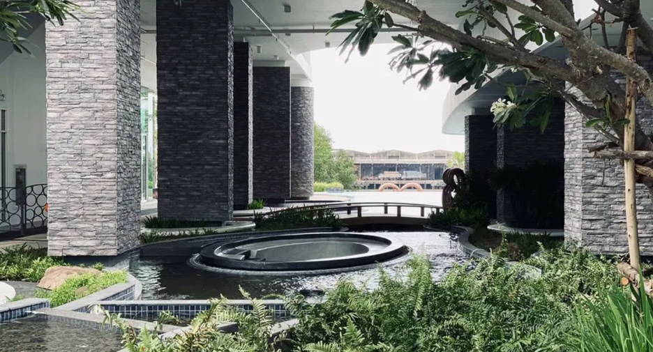 For sale 2 ベッドルーム condo in Yan Nawa, Bangkok