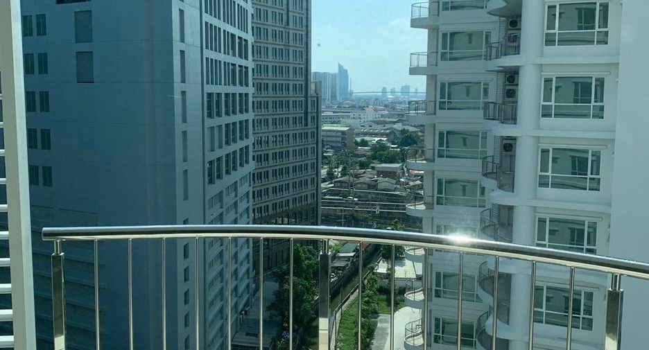 For sale 2 ベッドルーム condo in Yan Nawa, Bangkok