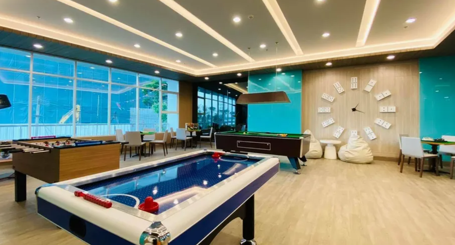For sale 2 ベッドルーム condo in Yan Nawa, Bangkok