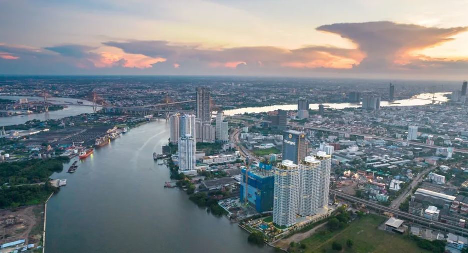 For sale 2 ベッドルーム condo in Yan Nawa, Bangkok