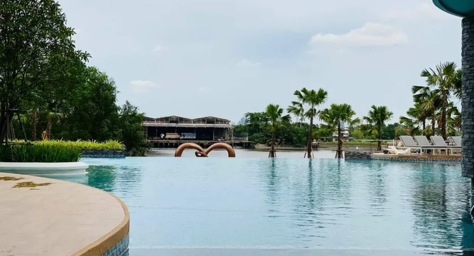 For sale 2 ベッドルーム condo in Yan Nawa, Bangkok