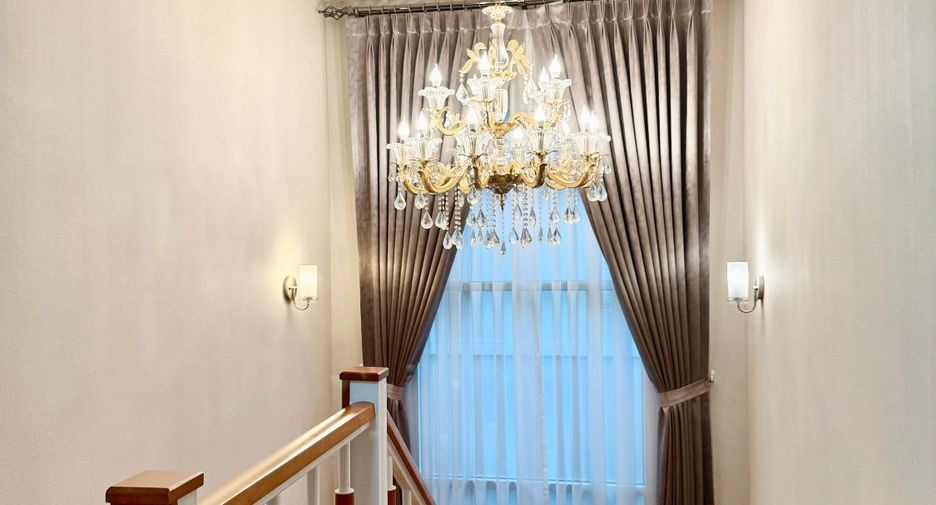 For sale 3 bedrooms house in Mueang Nonthaburi, Nonthaburi