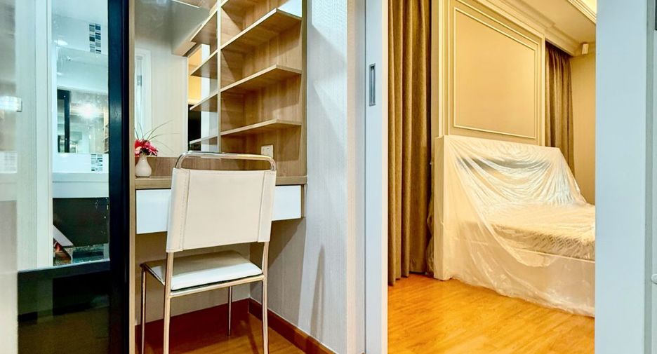 For sale 3 bedrooms house in Mueang Nonthaburi, Nonthaburi