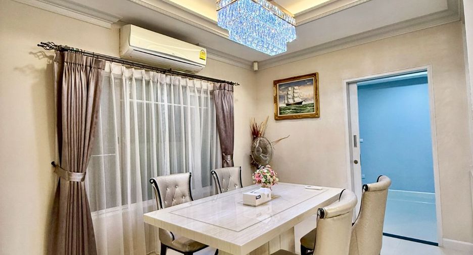 For sale 3 bedrooms house in Mueang Nonthaburi, Nonthaburi