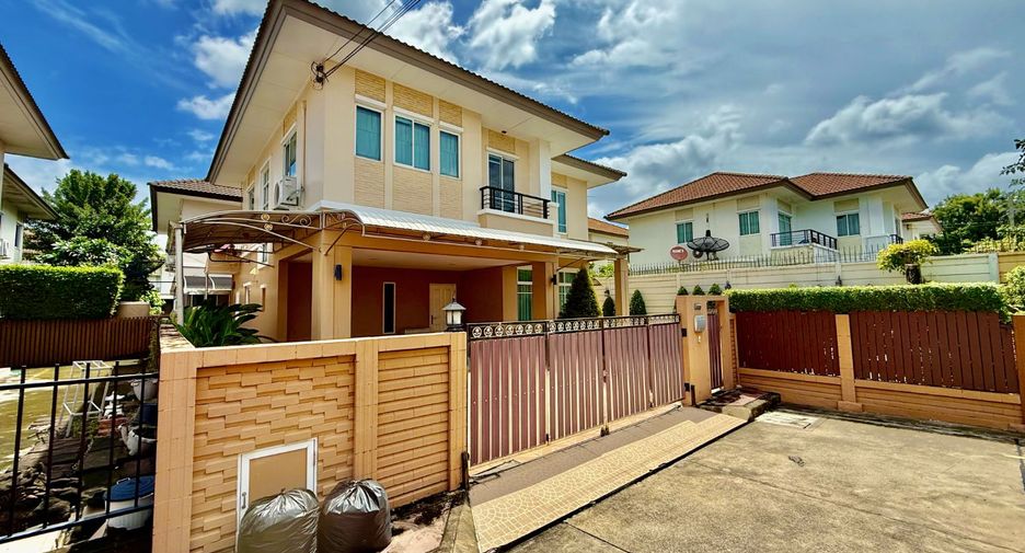 For sale 3 bedrooms house in Mueang Nonthaburi, Nonthaburi