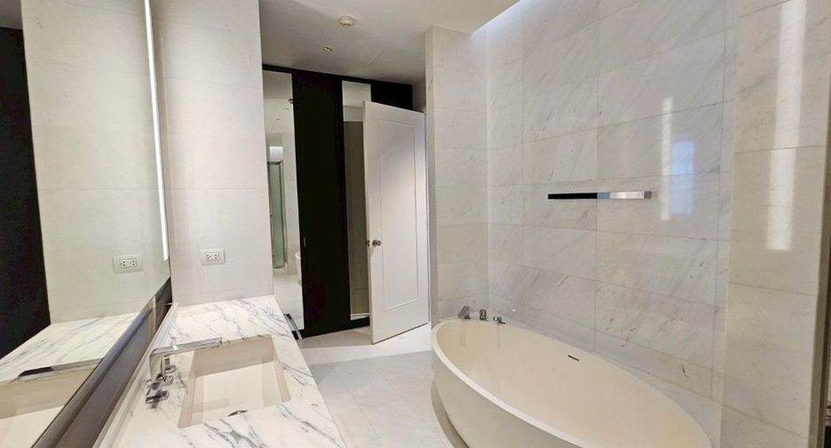 For rent and for sale 3 bedrooms condo in Bang Kho Laem, Bangkok