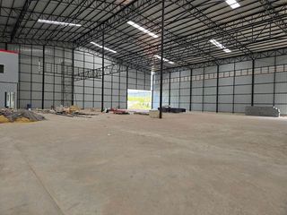 For rent 2 bed warehouse in Mueang Samut Sakhon, Samut Sakhon