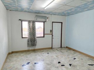 For sale 2 Beds retail Space in Mueang Phitsanulok, Phitsanulok