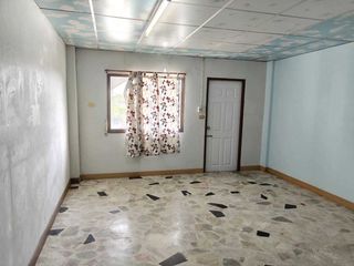 For sale 2 Beds retail Space in Mueang Phitsanulok, Phitsanulok