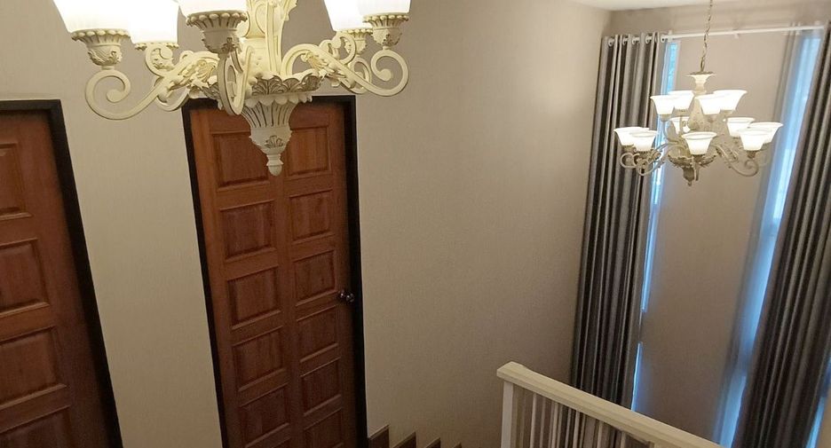 For rent 3 ベッドルーム house in Saraphi, Chiang Mai