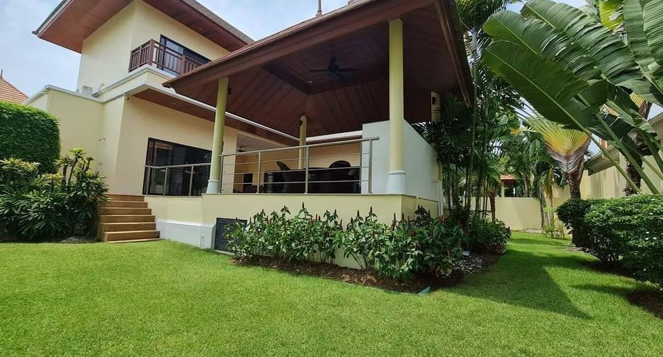 For sale 3 ベッドルーム villa in Bang Saray, Pattaya
