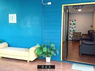 For rent 3 bed retail Space in Lat Phrao, Bangkok