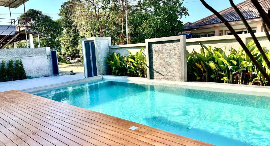 For sale 4 bedrooms house in Bang Lamung, Chonburi