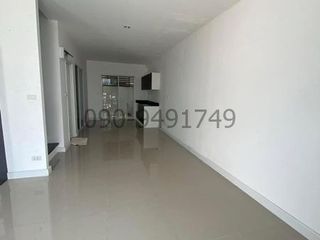 For rent 4 bed condo in Khlong Sam Wa, Bangkok