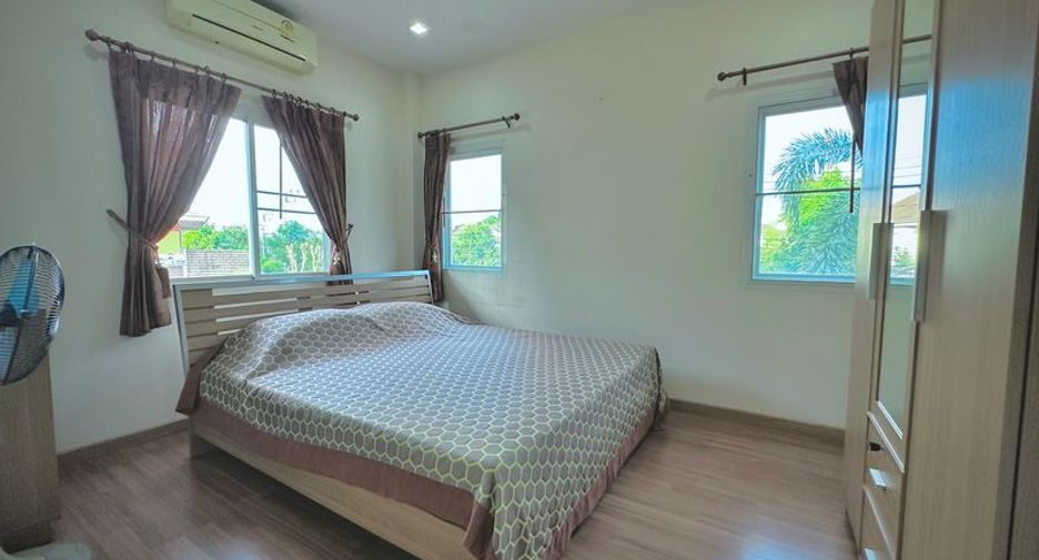 For rent and for sale 3 bedrooms house in Si Racha, Chonburi