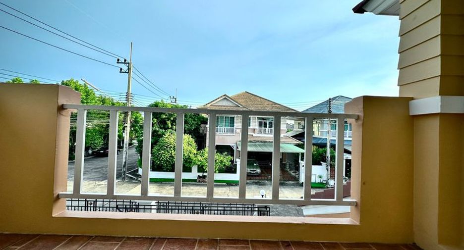 For rent and for sale 3 bedrooms house in Si Racha, Chonburi