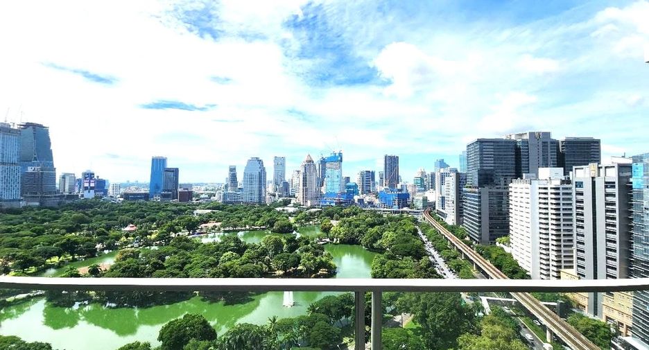 For rent 5 bedrooms condo in Pathum Wan, Bangkok
