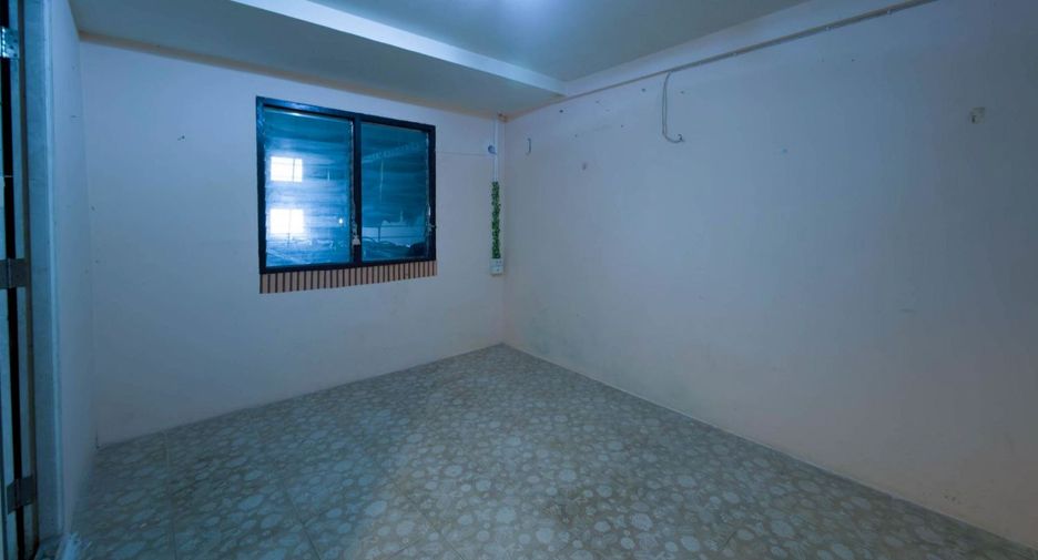 For sale retail Space in Si Racha, Chonburi