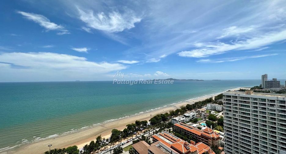 For sale 3 bedrooms condo in Bang Lamung, Chonburi