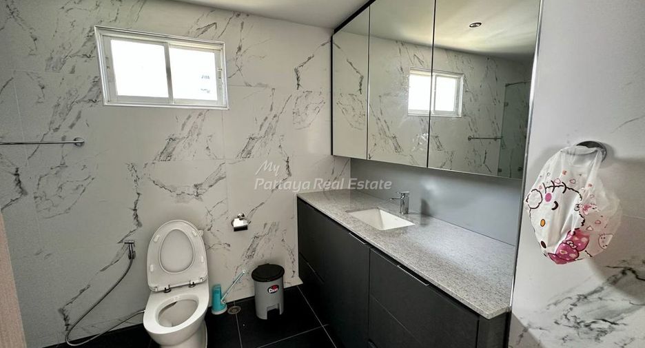 For sale 3 bedrooms condo in Bang Lamung, Chonburi