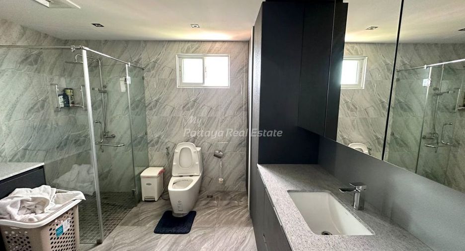 For sale 3 bedrooms condo in Bang Lamung, Chonburi