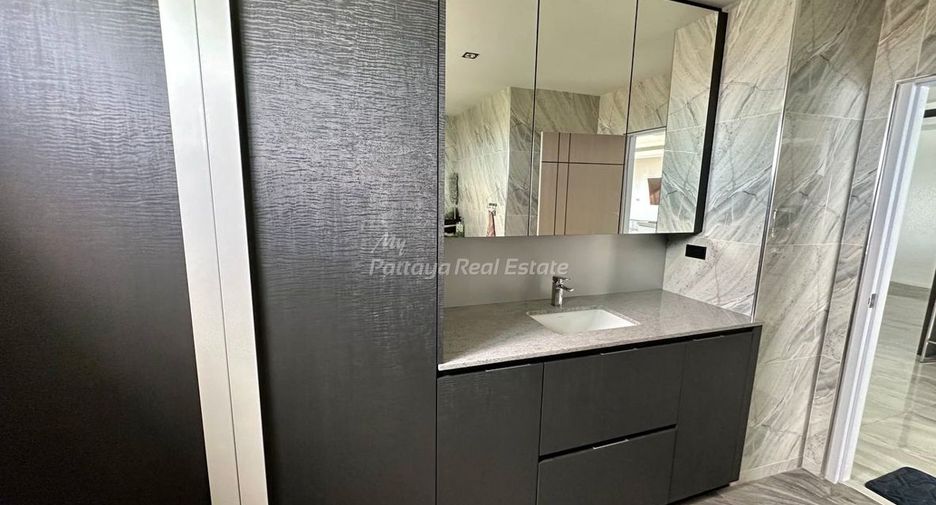 For sale 3 bedrooms condo in Bang Lamung, Chonburi