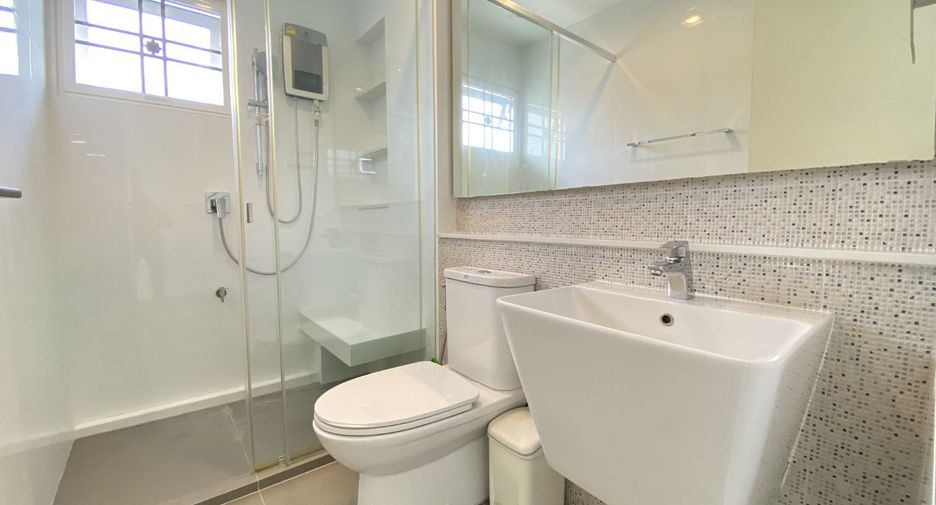 For sale 3 bedrooms house in Prawet, Bangkok