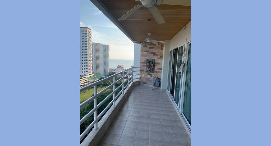 For sale 2 bedrooms condo in Pratumnak, Pattaya