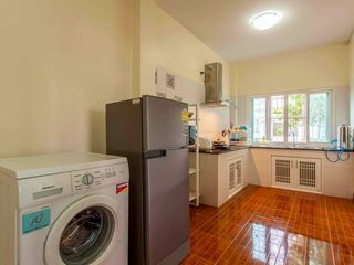 For rent 4 bedrooms house in Mueang Chiang Mai, Chiang Mai