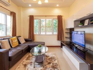 For rent 4 bedrooms house in Mueang Chiang Mai, Chiang Mai