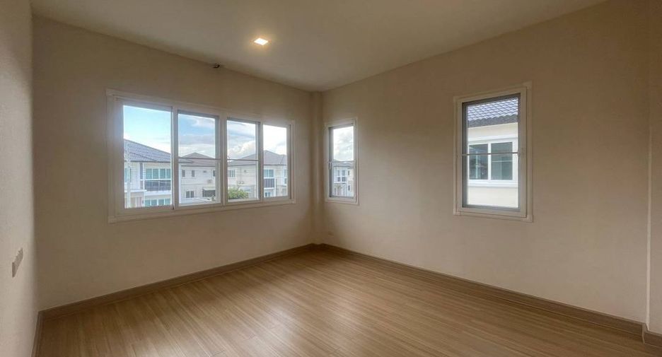 Haus zum Kauf mit 4 Zimmer in San Sai, Chiang Mai