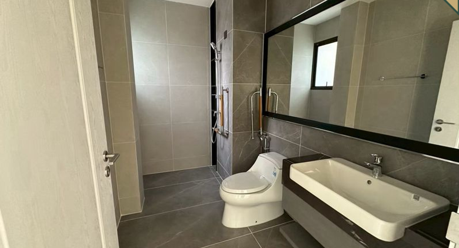 Haus zur Miete und zum Kauf mit 5 Zimmer in Khan Na Yao, Bangkok