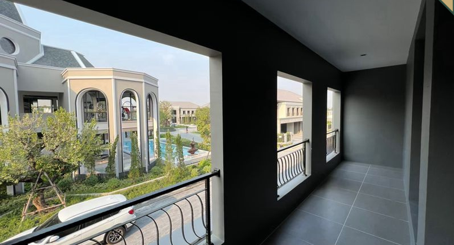 Haus zur Miete und zum Kauf mit 5 Zimmer in Khan Na Yao, Bangkok