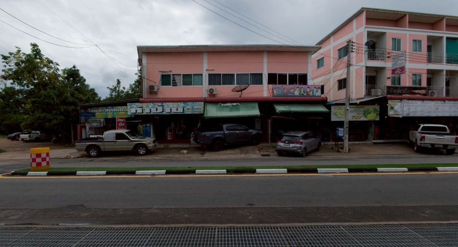 For sale retail Space in Si Racha, Chonburi