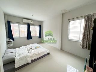 For sale 3 bed townhouse in Bang Len, Nakhon Pathom