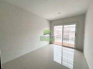 For sale 3 bed townhouse in Bang Len, Nakhon Pathom