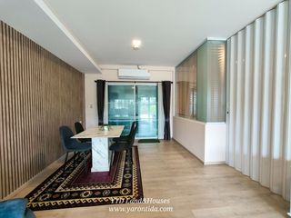 For rent 3 bed townhouse in Prawet, Bangkok