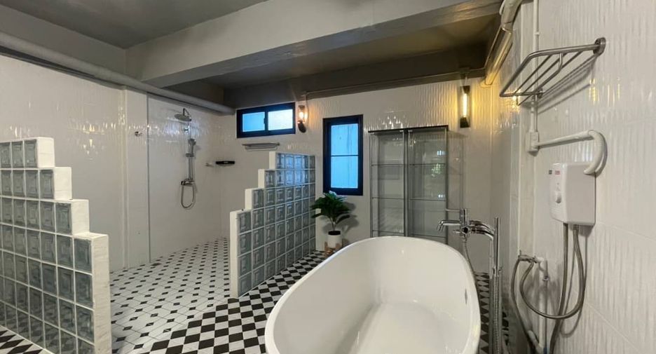 For rent and for sale 2 bedrooms townhouse in Mueang Chiang Mai, Chiang Mai