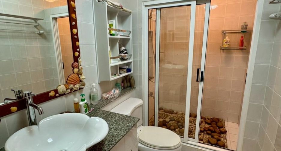 For sale 2 bedrooms condo in Sam Roi Yot, Prachuap Khiri Khan