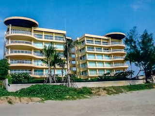 For sale 3 bed condo in Sam Roi Yot, Prachuap Khiri Khan