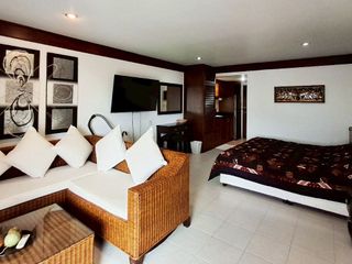 For sale 1 bed condo in Mueang Rayong, Rayong