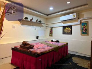 For rent and for sale 5 bed retail Space in Bang Lamung, Chonburi