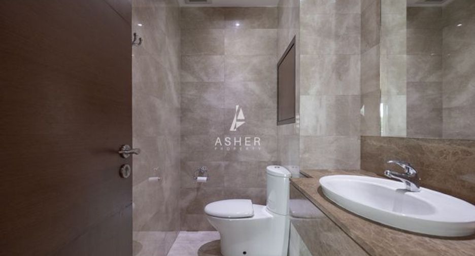 For rent 4 bedrooms condo in Khlong Toei, Bangkok