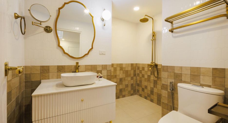 For sale 2 bedrooms condo in Mueang Chiang Mai, Chiang Mai