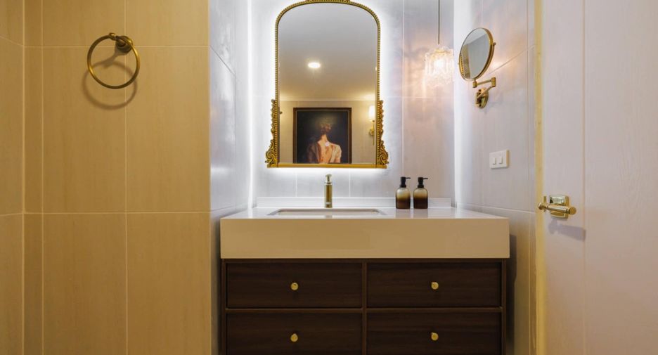 For sale 2 bedrooms condo in Mueang Chiang Mai, Chiang Mai