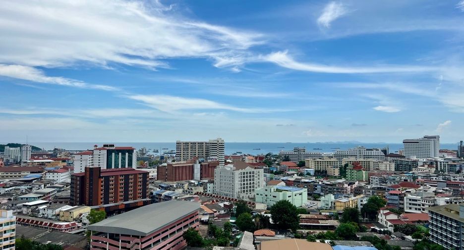 For sale 2 bedrooms condo in South Pattaya, Pattaya